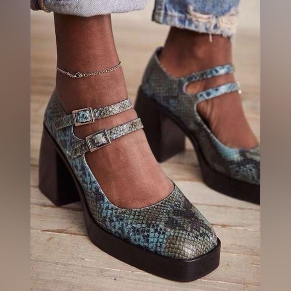 Free People Ruby Double Strap Platform Mary Janes US 8.5 EU 39 Blue and Black - Picture 2 of 5